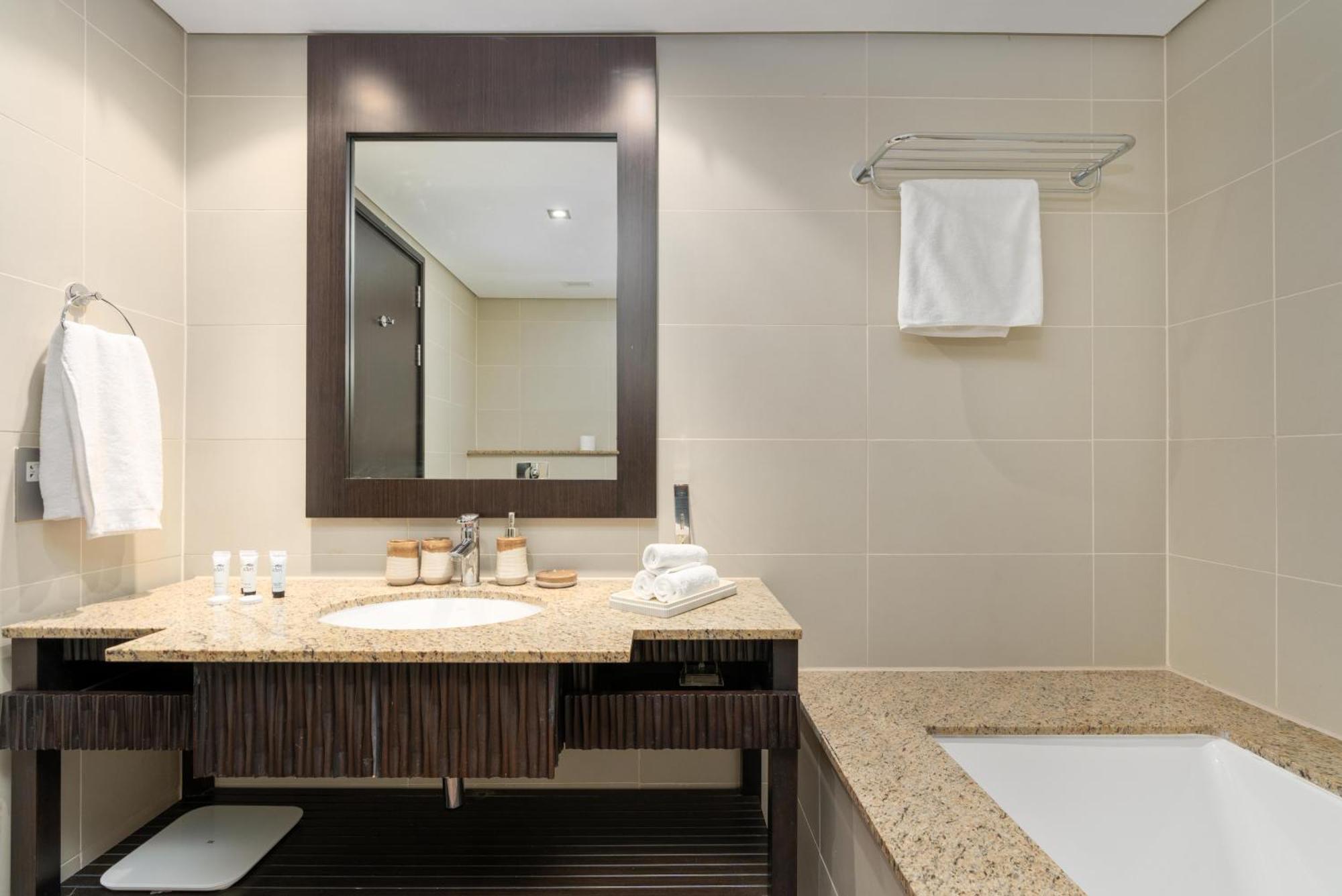Burj & Ocean View King 2 Bedroom In Anantara *